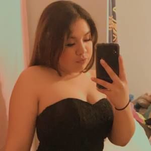 Meet your Posher, Nayeli